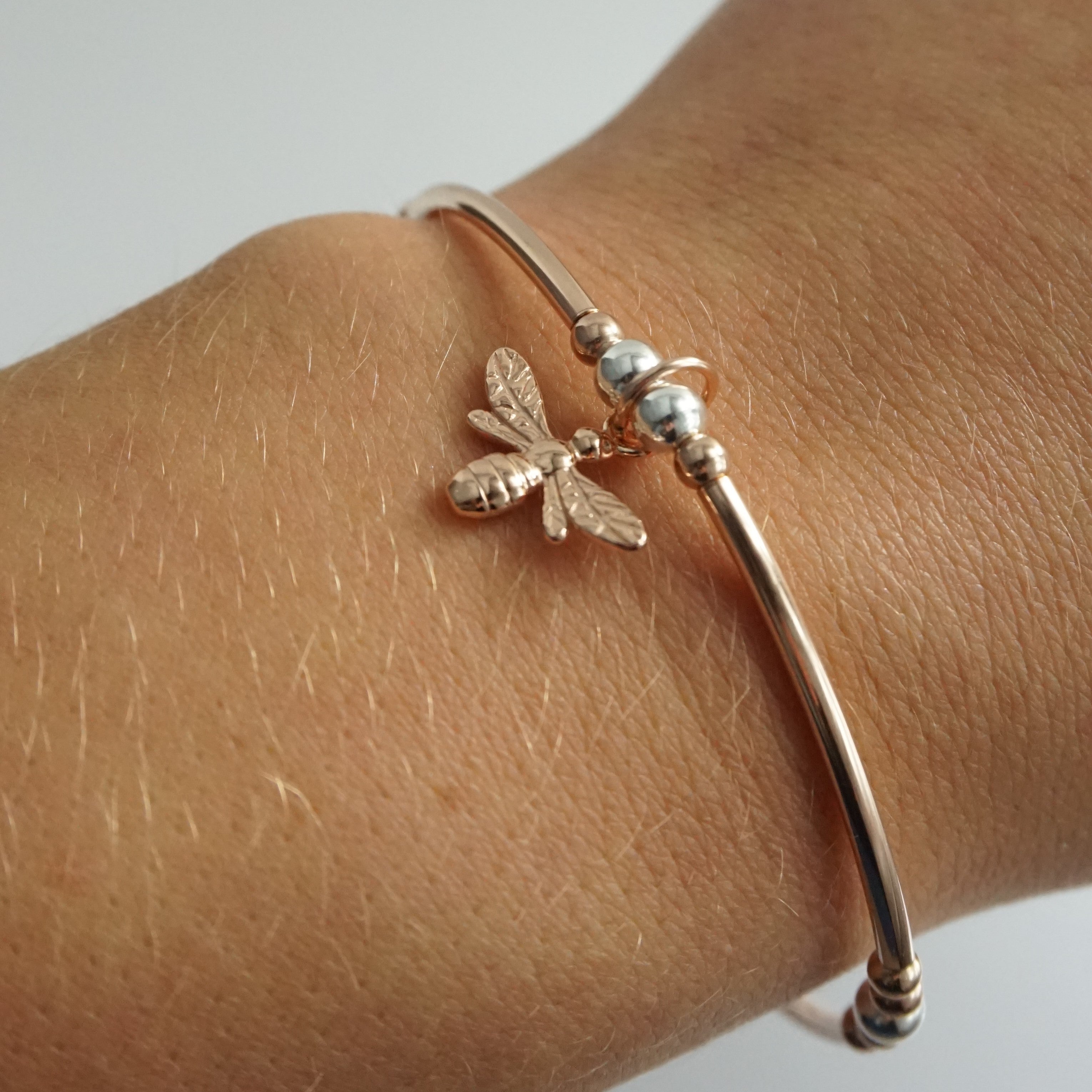 Rose Gold Stretch Noodle Bracelet with Bumble Bee Charm