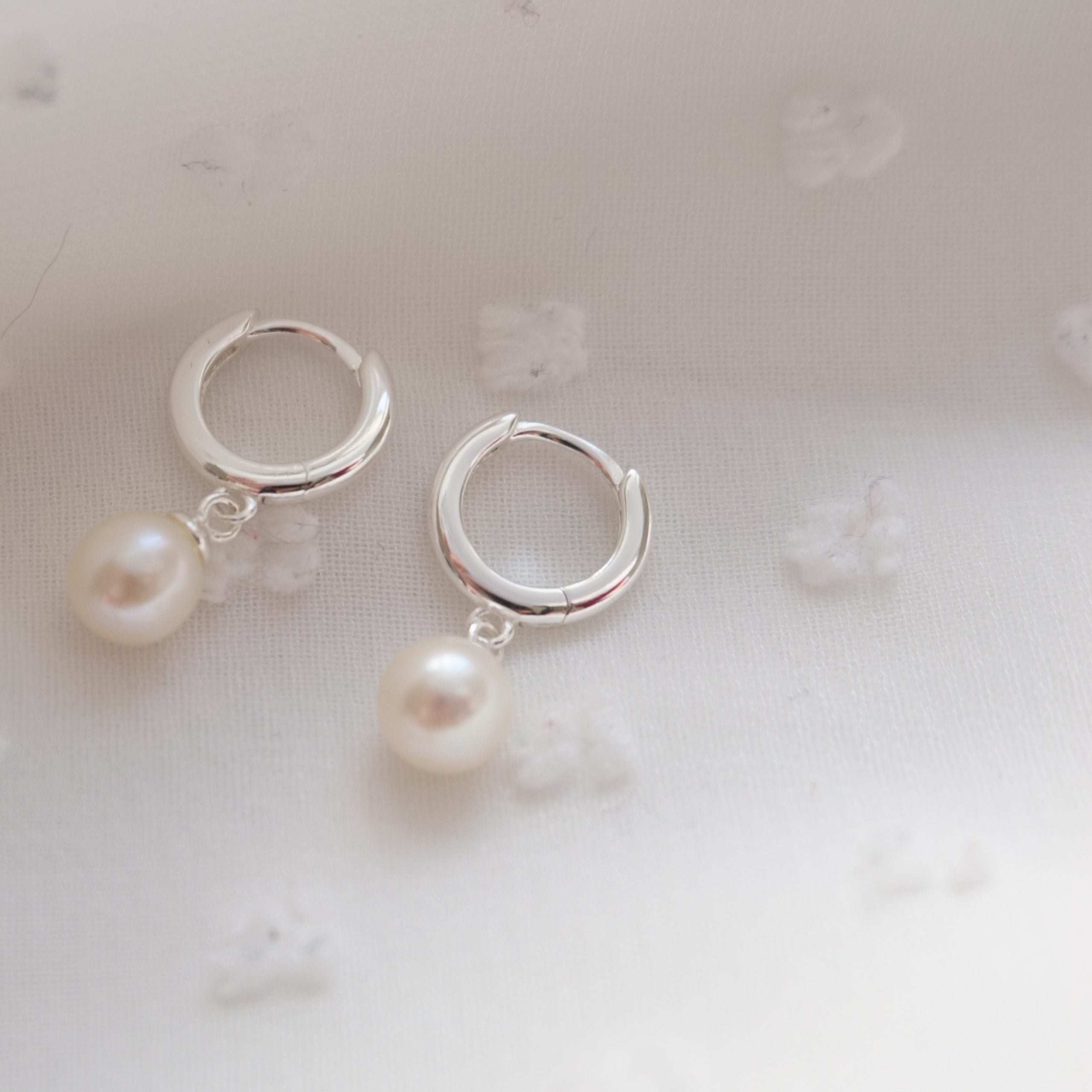 sterling silver pearl hoop earrings