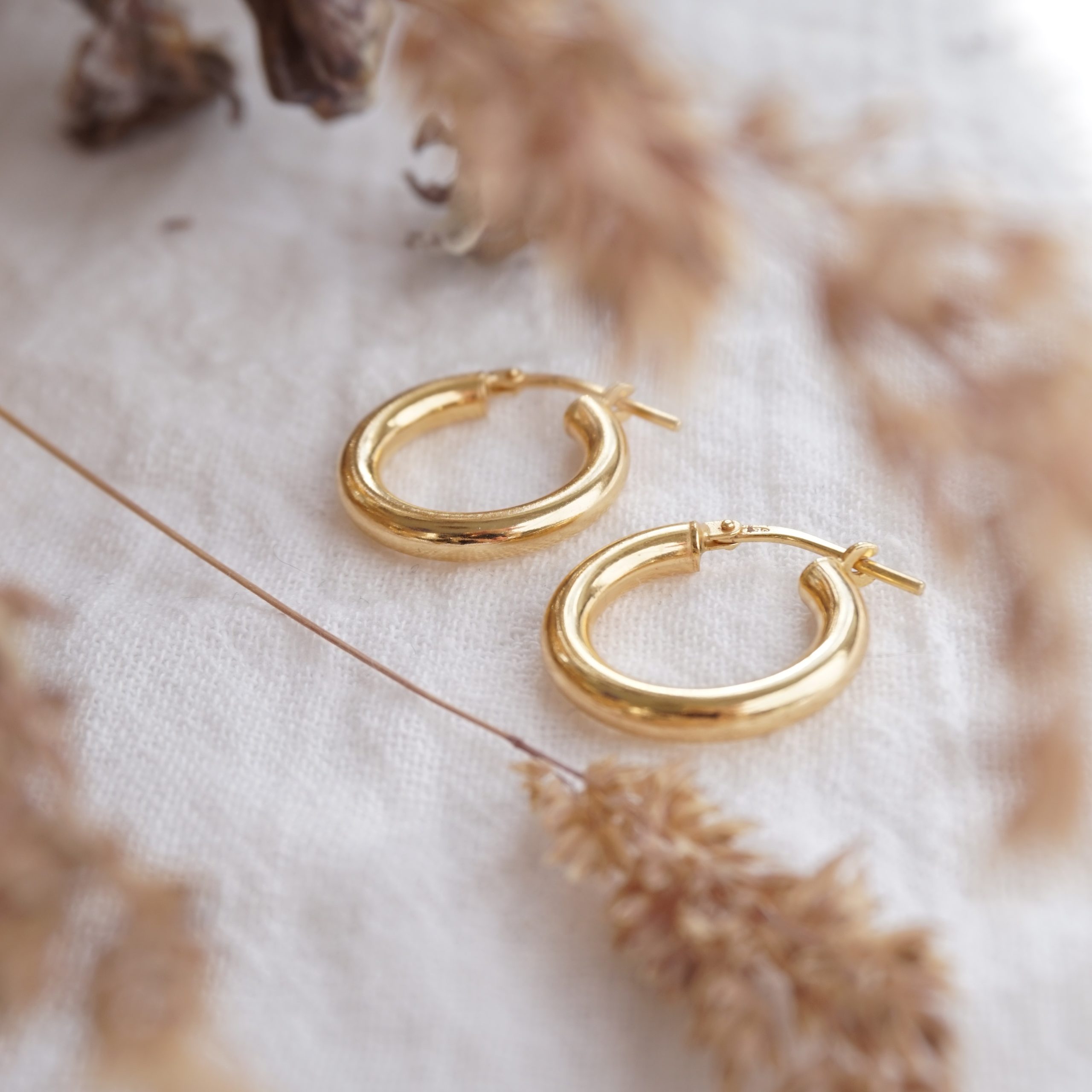 yellow gold hoop earrings