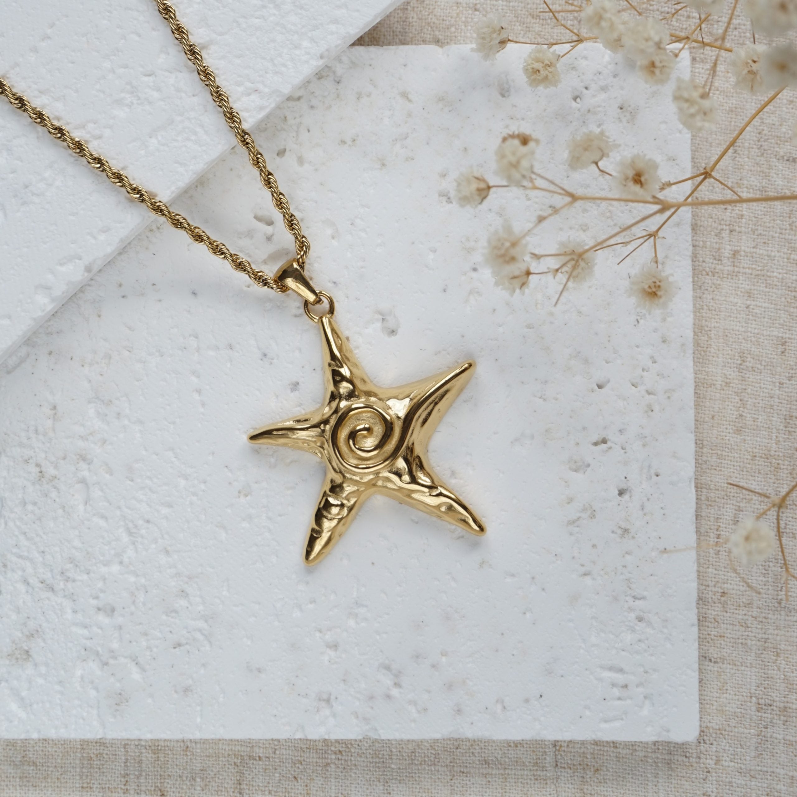 gold starfish necklace