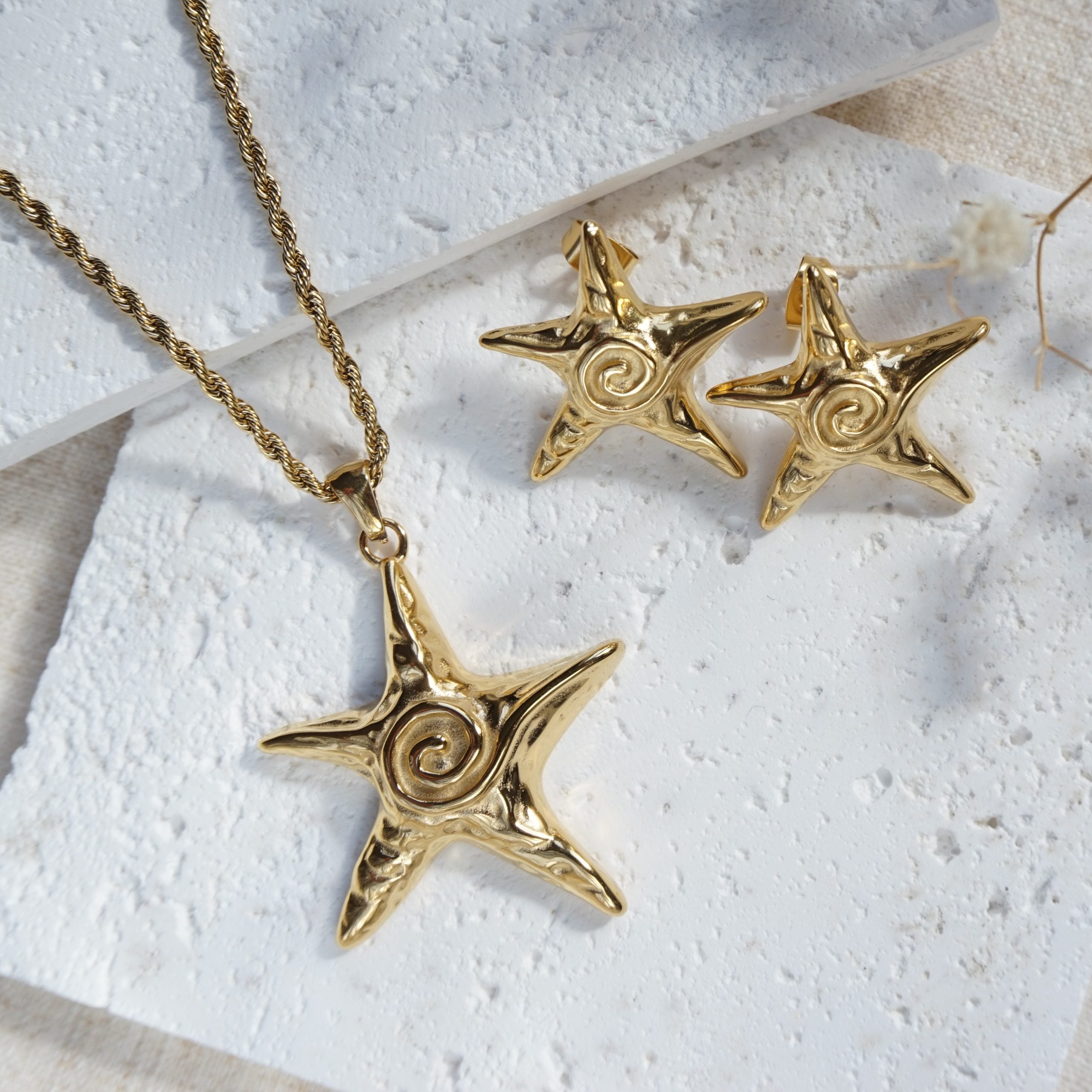 gold starfish set