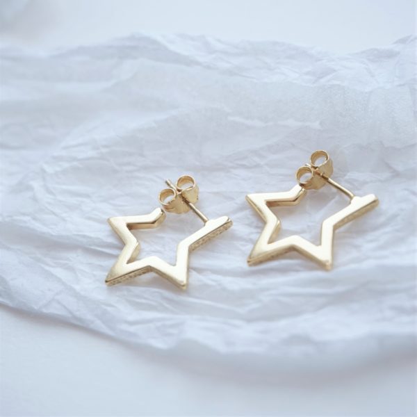 gold star hoop earrings