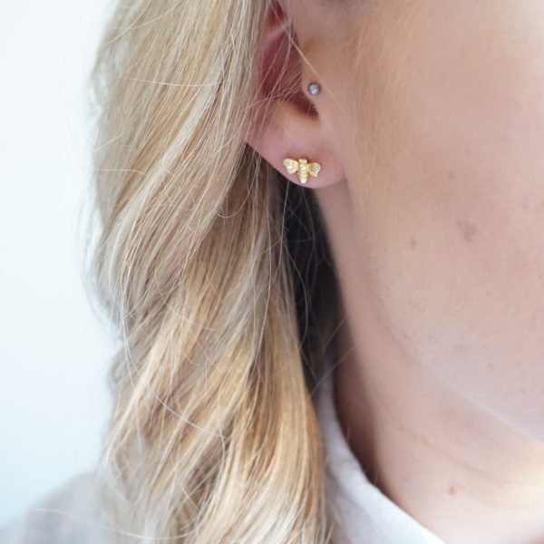 gold bumble bee stud earrings