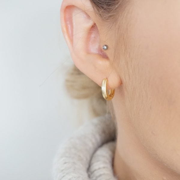 gold midi huggie hoop earrings