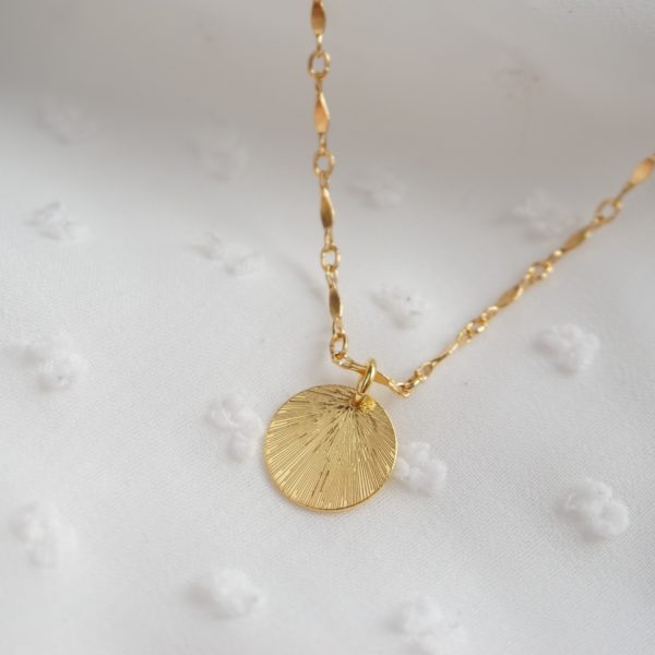 gold empower necklace