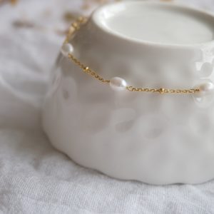 gold freshwater pearl chain bracelet