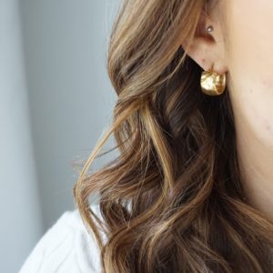 gold oval creole hoop earrings