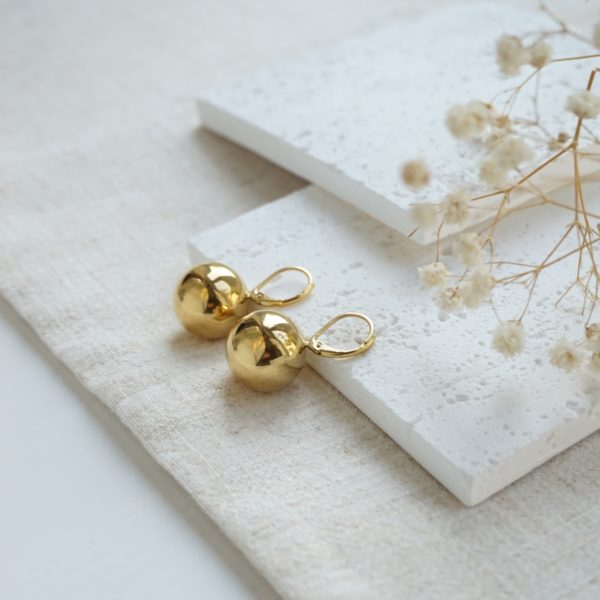 gold pia sphere hoop earrings